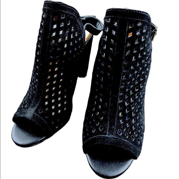 NWT Black Suede Open Toe Sandal Slingback Block Heels from 14th & Union Size 9M - Picture 5 of 14